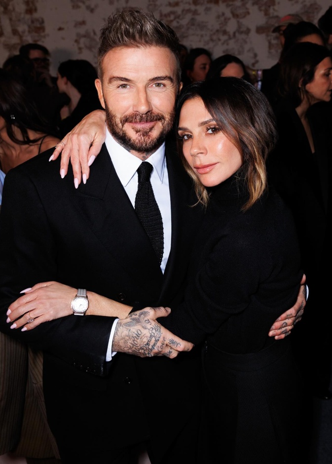 مجوهرات فيكتوريا بيكهام Victoria Beckham تمنحك لمسة أنثوية ناعمة 