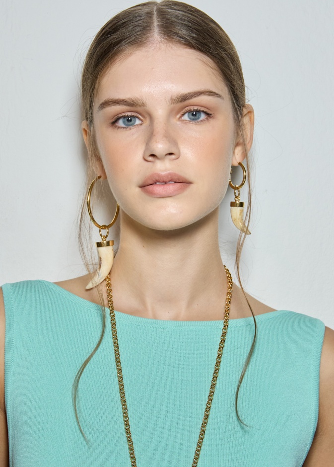 البلاشر المشمشي المشرق من دار Luisa Spagnoli