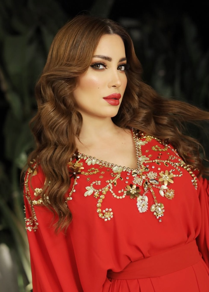 تسريحات شعر تزيد نسرين طافش جمالاً تزامناً مع إطلالتها مع زوجها..استلهمي منها