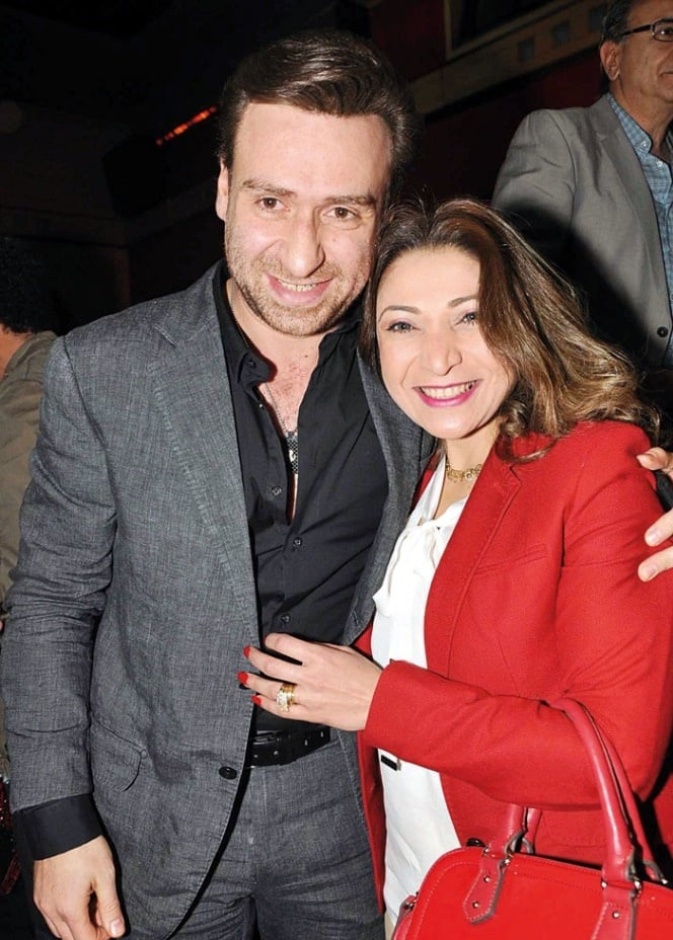 نضال الشافعي وزوجته