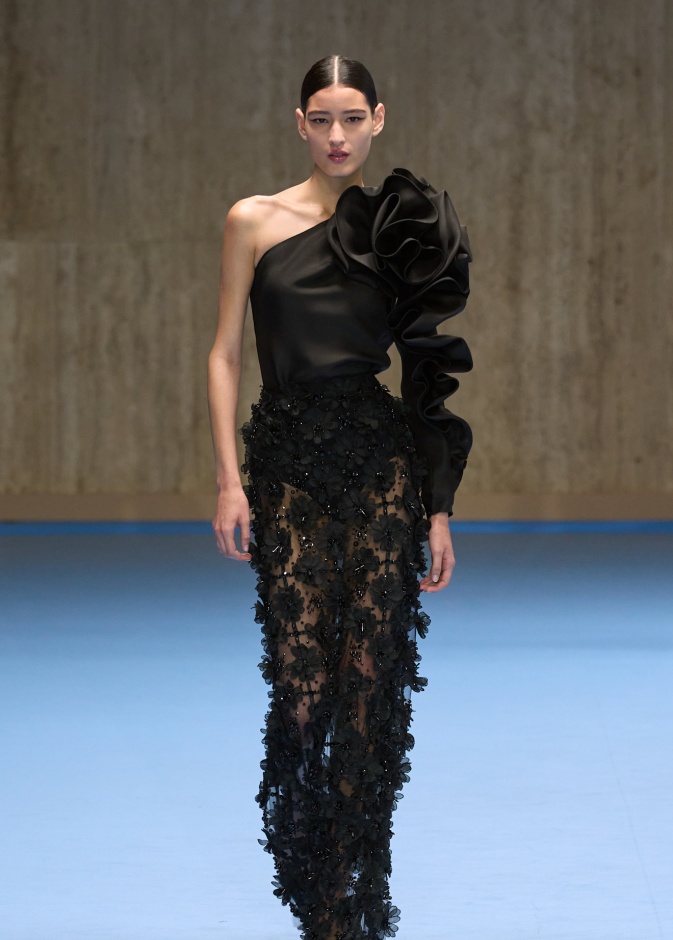 إطلالة من Carolina Herrera