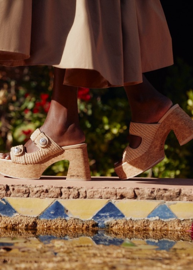 "خُطى صيفية"... أحذية ستغيّر قواعد اللعبة في 2025