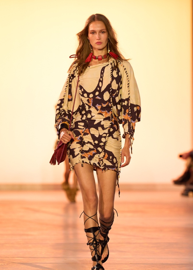 إطلالة من Isabel Marant