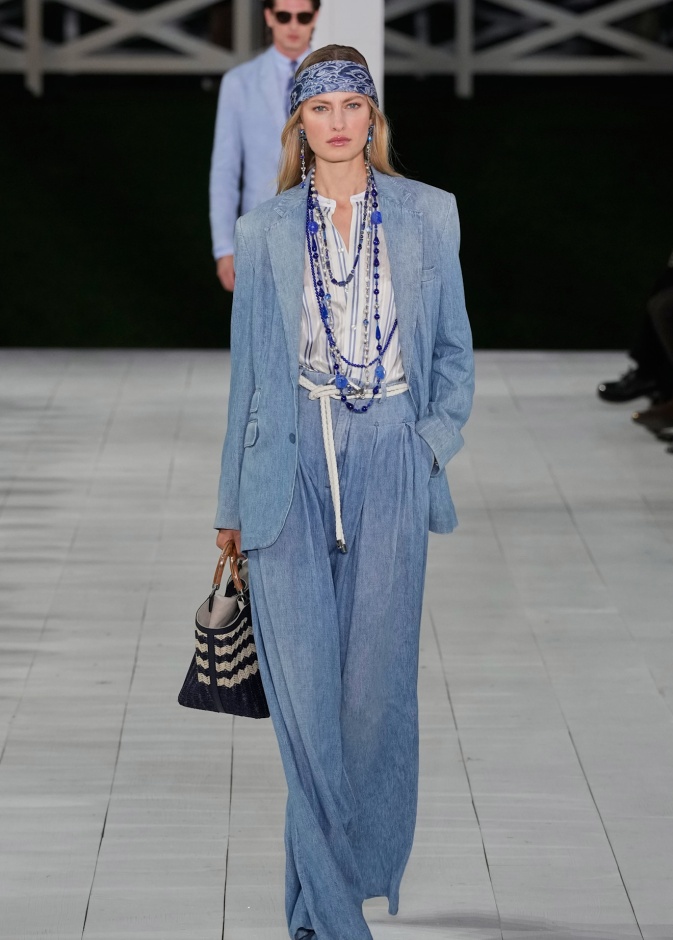 Ralph Lauren عصبة الرأس والسراويل الواسعة موضة الثمانينات في تصاميم