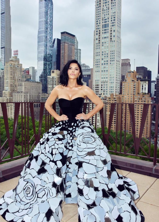  لورين سانشيز