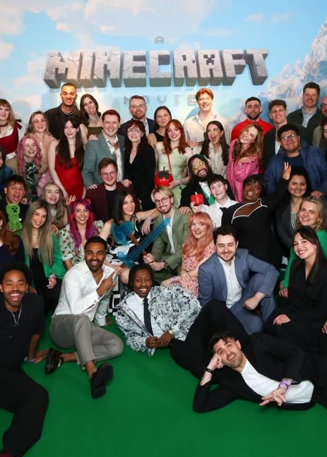 صناع فيلم "A Minecraft Movie"