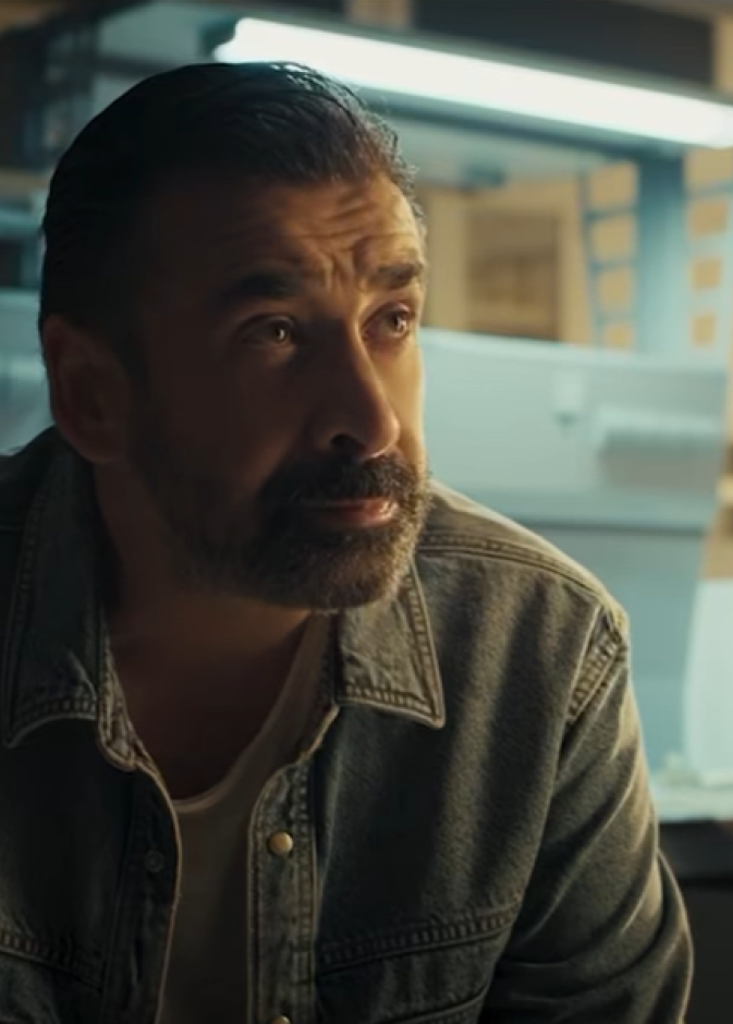 كريم عبد العزيز في الفيلم