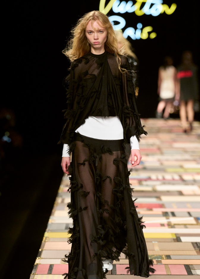 إطلالة من Louis Vuitton