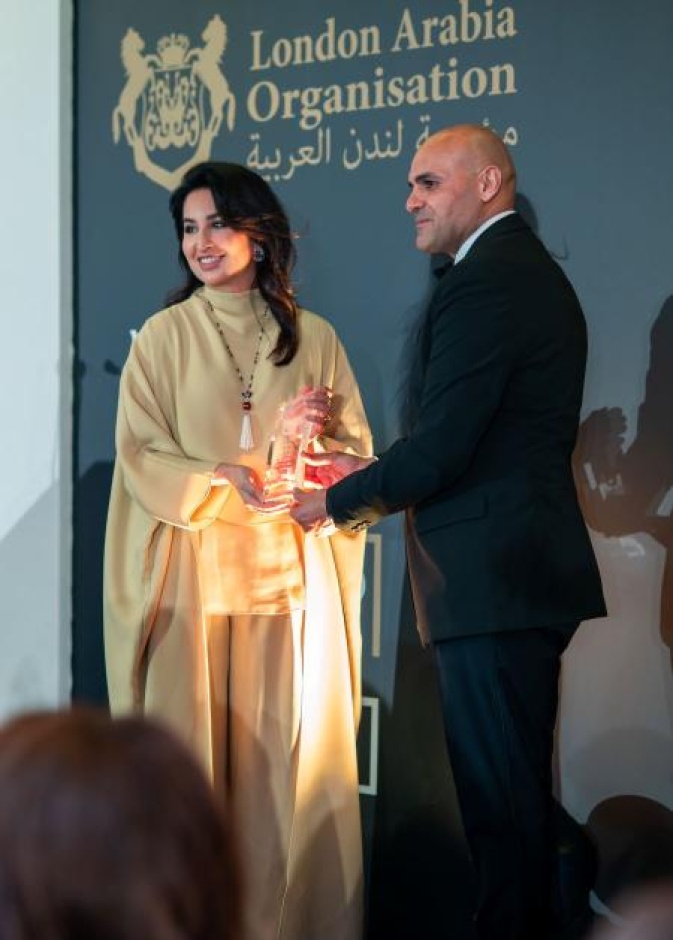 الشيخة بيبي دعيج الصباح تحصل على جائزة مؤسسة لندن العربية