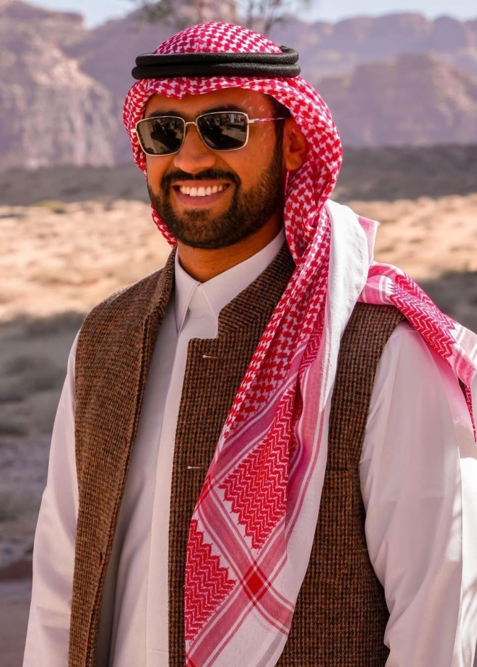 فيصل بالطيور من تصوير فايز الهندي