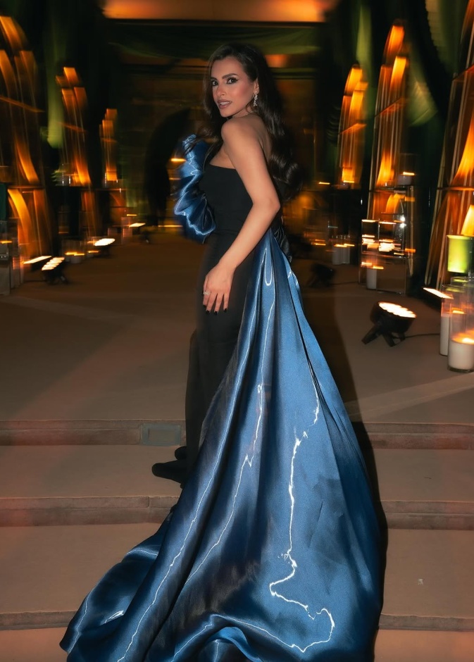 كارمن سليمان تستعيد رشاقتها بعد إنجابها لطفلها الثاني