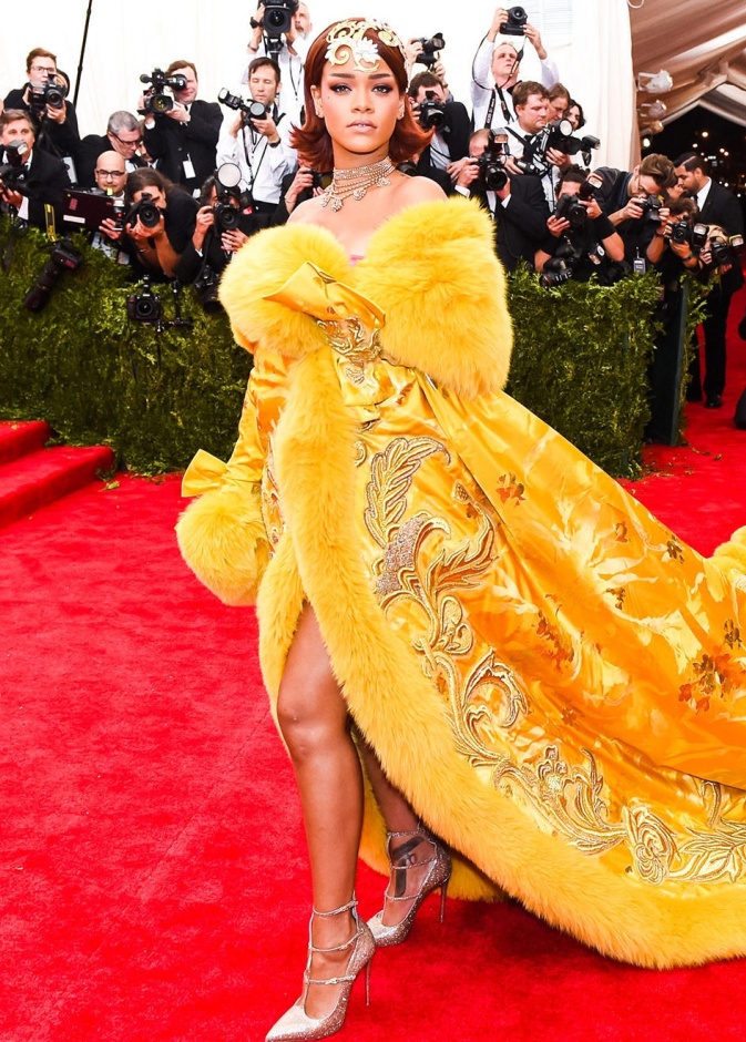 لحظات من الأناقة والتجدد طبعت هوية النجمات في حفل الـMet Gala عبر السنين