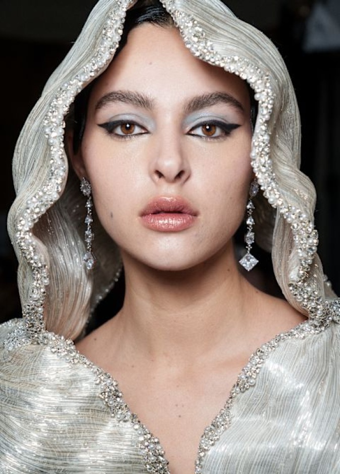 عارضة دار Miss Sohee