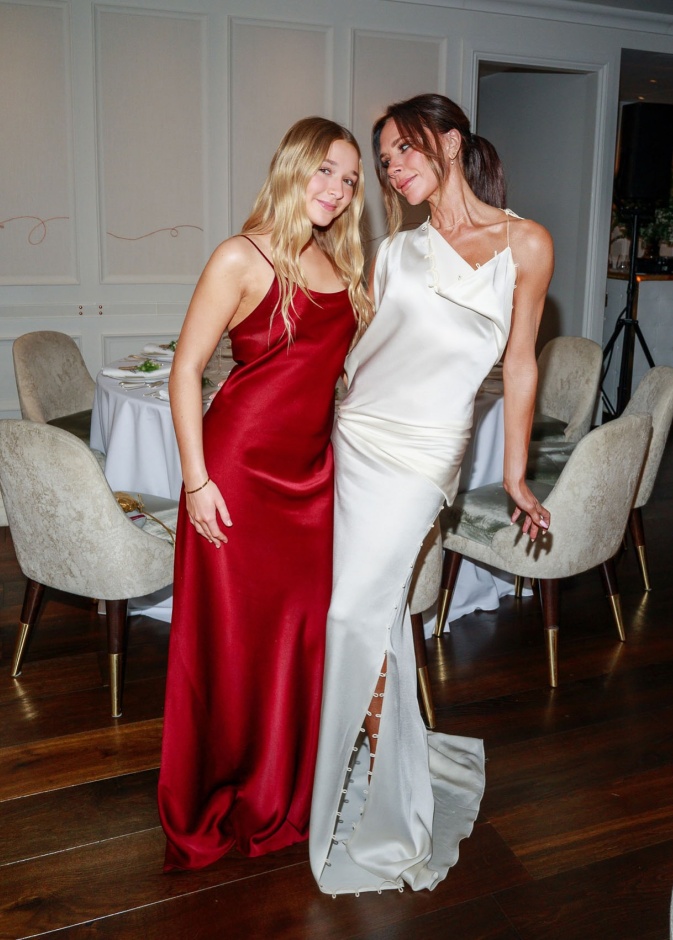 فيكتوريا بيكهام وابنتها