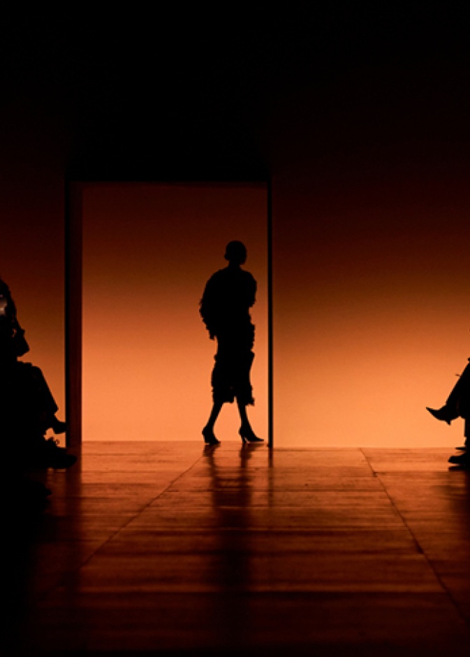 من مجموعة "بوتيغا فينيتا" Bottega Veneta  خريف وشتاء ٢٠٢٤ للملابس الجاهزة