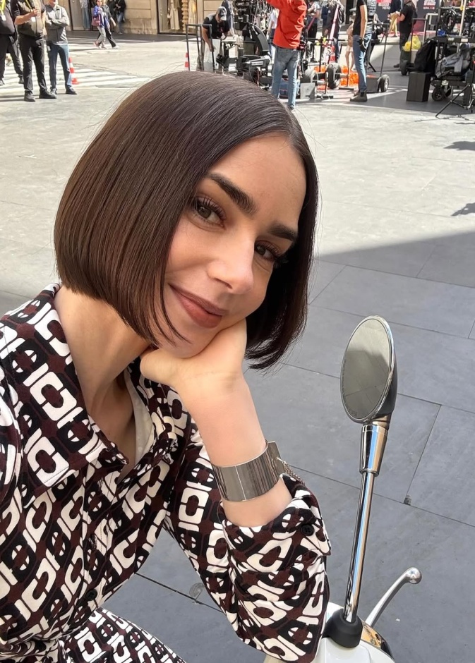 "Emily in Paris"