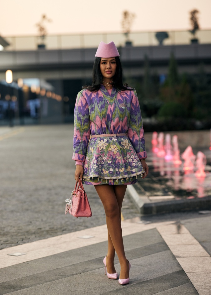 إطلالة من street style