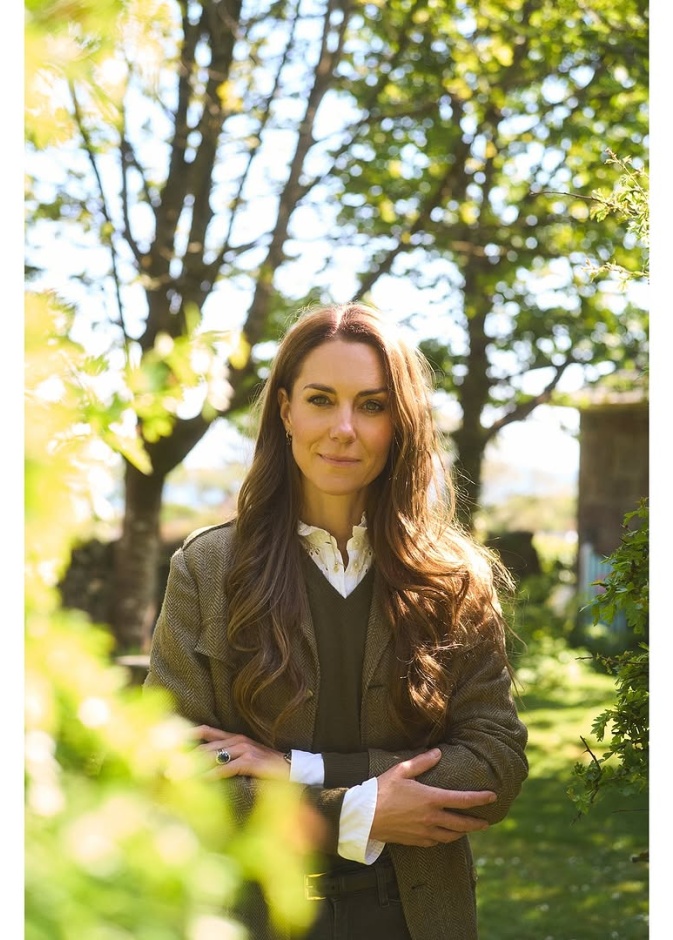 كيت ميدلتون بسيطة وأنيقة في صورة جديدة