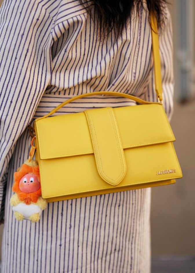 حقيبة من مجموعة Jacquemus