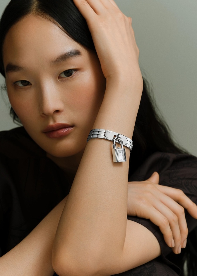 ساعة Kelly من Hermès