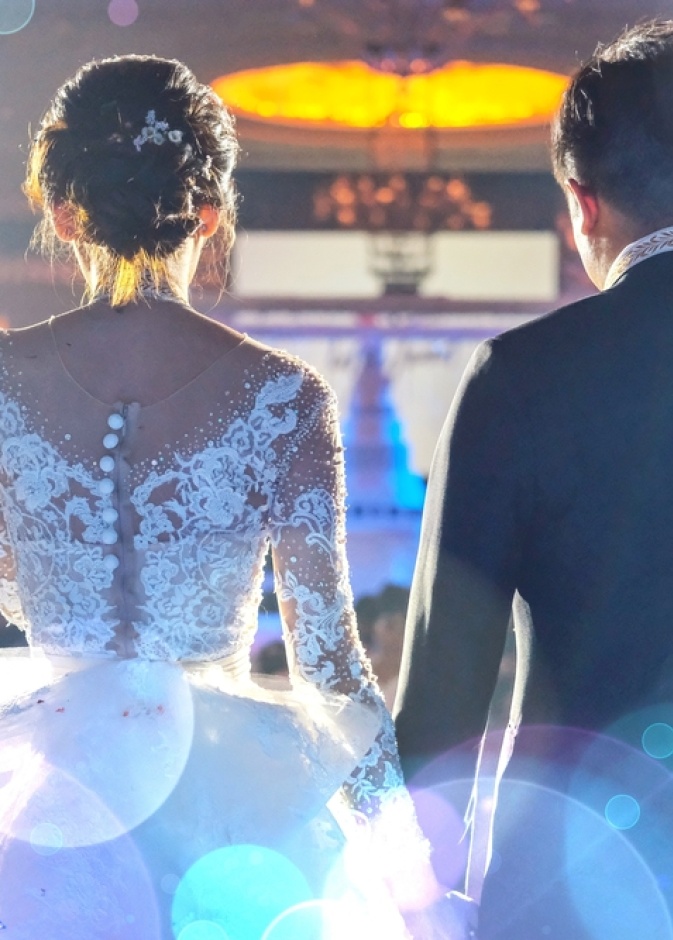 كيف يمكن للعروسين اختيار فرقة موسيقية مثالية لإحياء حفل زفافهم