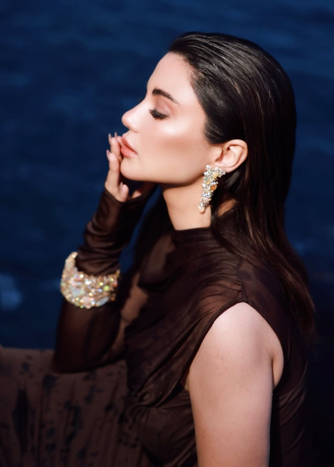  النجمة هدى الاتربي صورة من انستغرامها