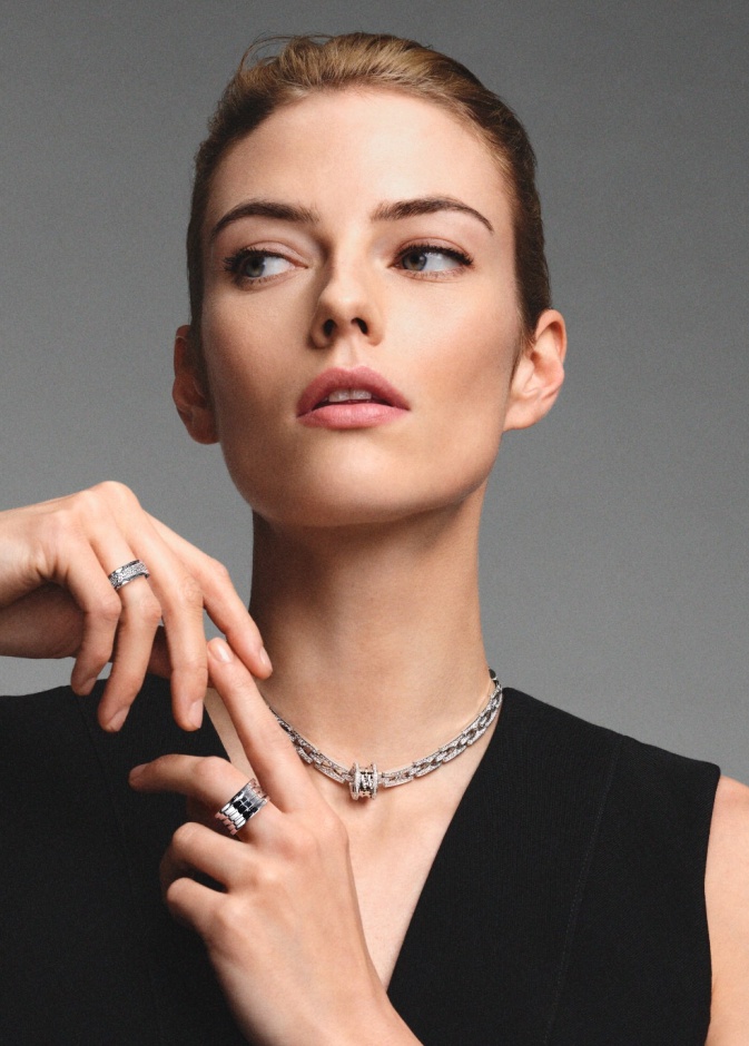 المجوهرات الراقية