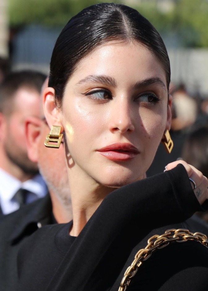 نور عريضة تكشف عن سر جمال بشرتها بمشروب  Skin Dessert