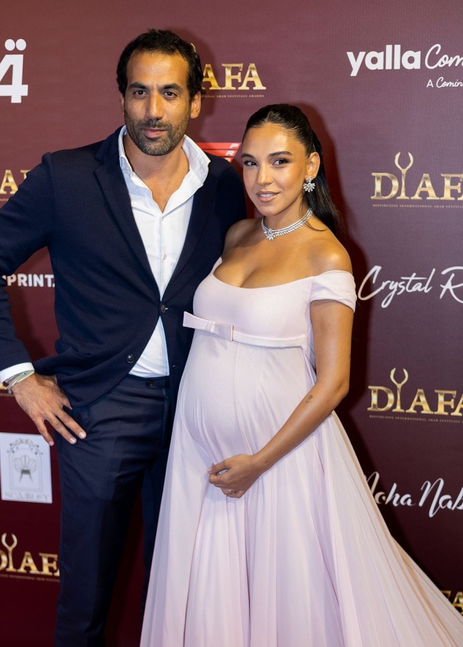 سلمى أبو ضيف وزوجها