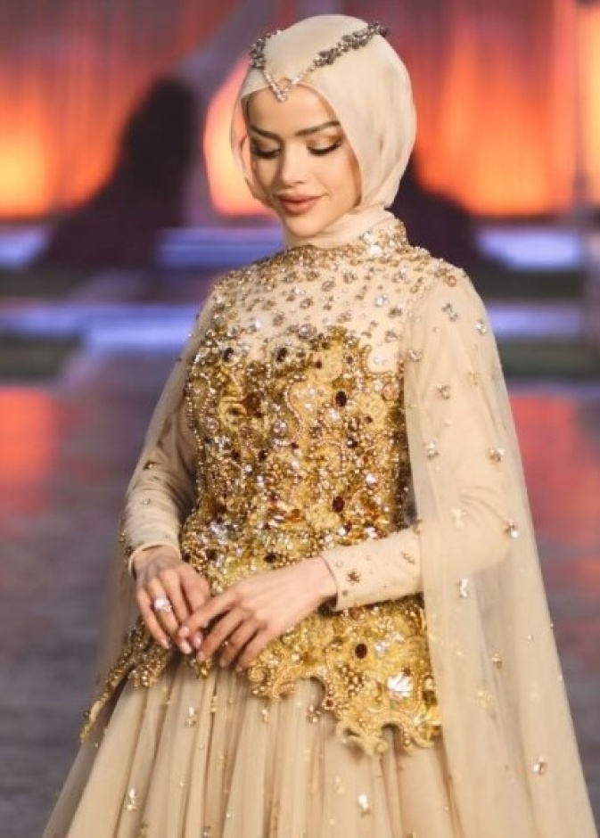 العروس عبير الصغير