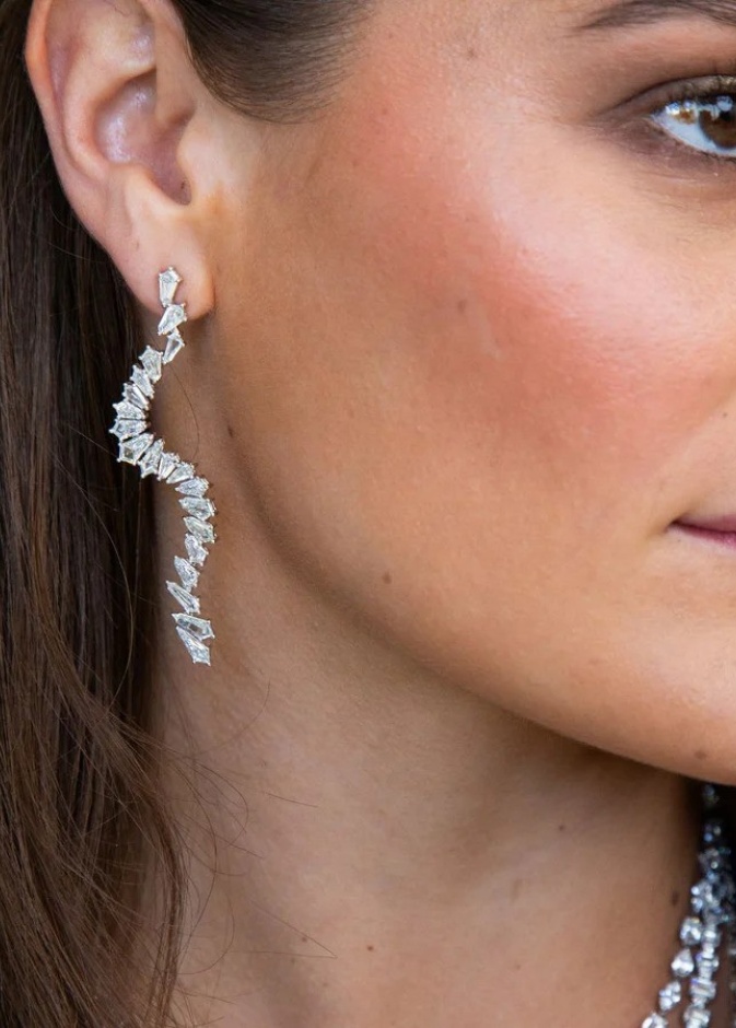 أقراط Kite Adya من Ruchi New York