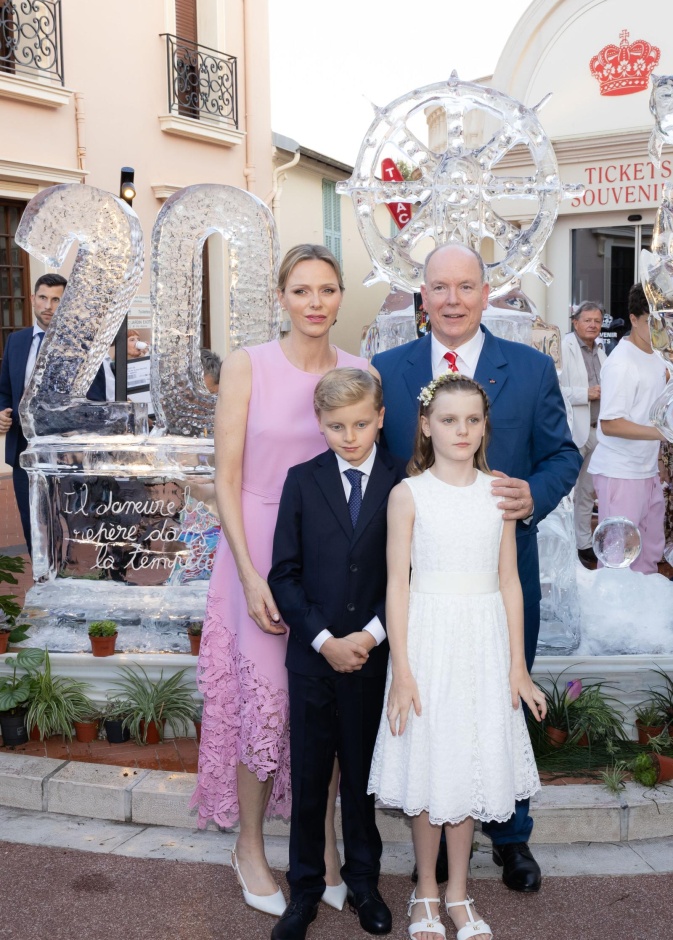 الأميرة شارلين..أناقة متجددة في كل المناسبات العامة والخاصة