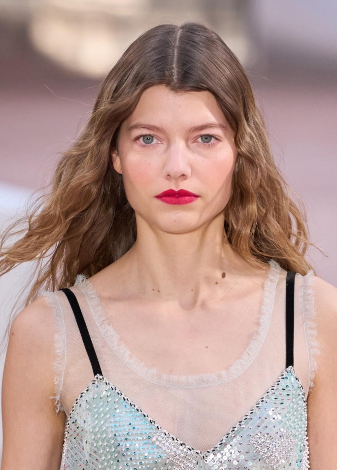 الشعر أداة قوية لإيصال رسائل اجتماعية وجمالية؟