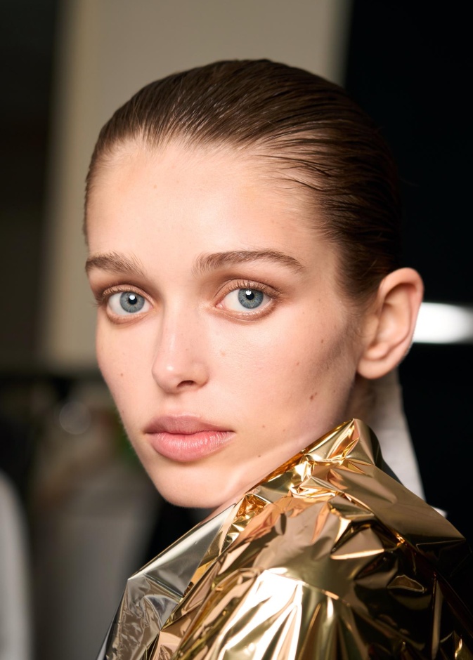 الفرق بين البوتوكس وشرائح الكولاجين