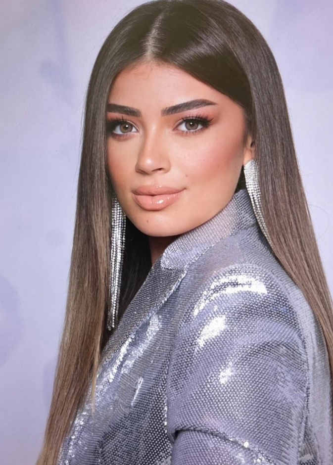 الفنانة ليلى احمد زاهر - صورة من انستغرام مايا حداد