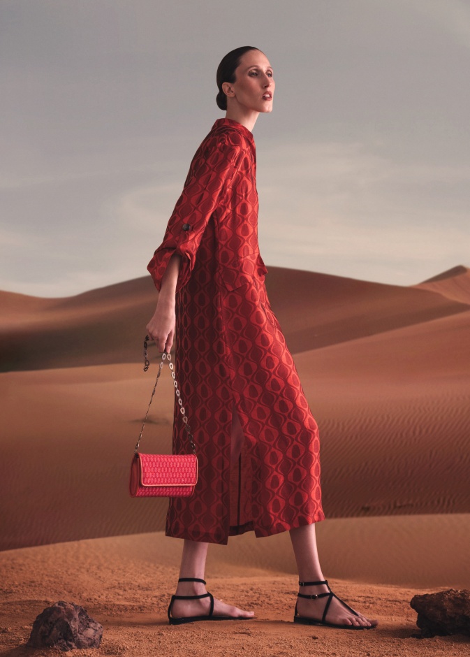 Tissa Fontaneda and Swarovski بتعاون لافت وحقيبة Estelle Bag