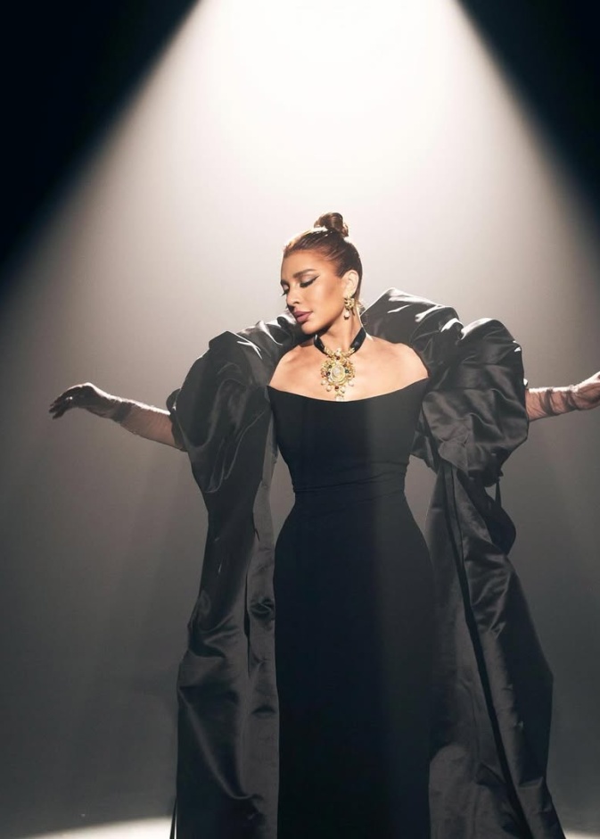 الفنانة أصالة