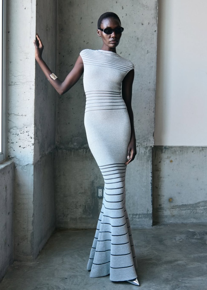  Bandage dress من تصميم  Hervé Léger 