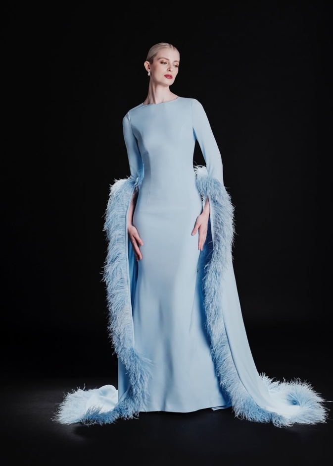 نيرمين ومنة مجدي تقودان علامة Moonmains الى الرقي والإحتشام