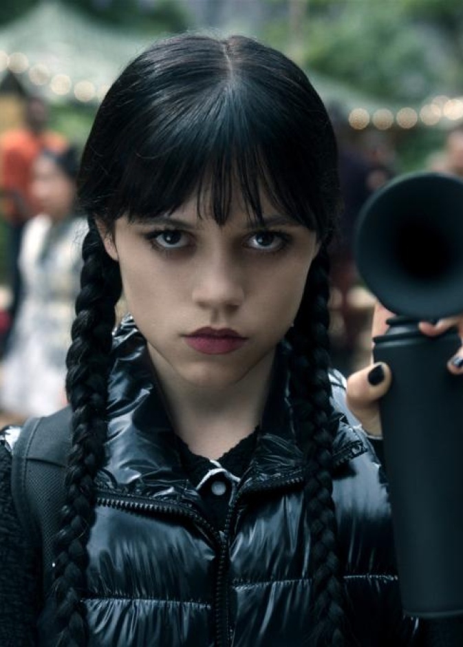 عودة وينزداي إلى "نيفرمور"