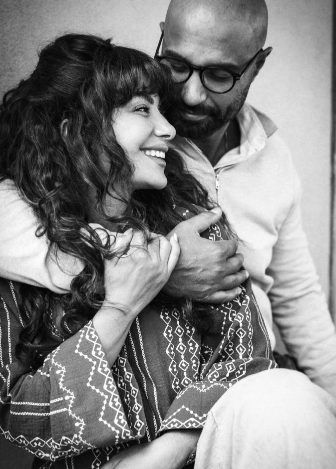 صبا مبارك وكريم فهمي من مسلسل 220 يوم