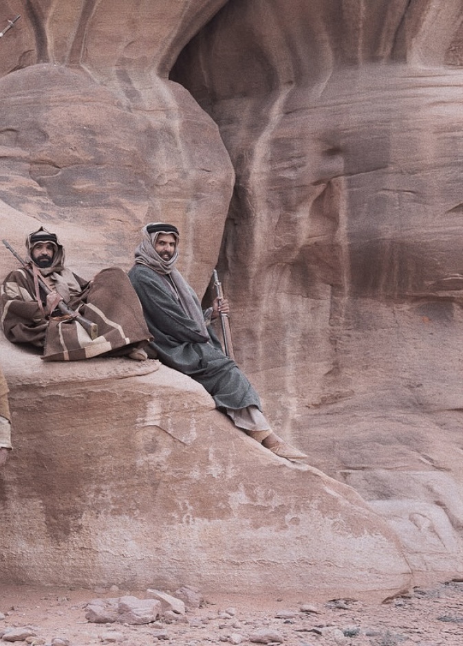 ابطال فيلم القيد ليعقوب الفرحان