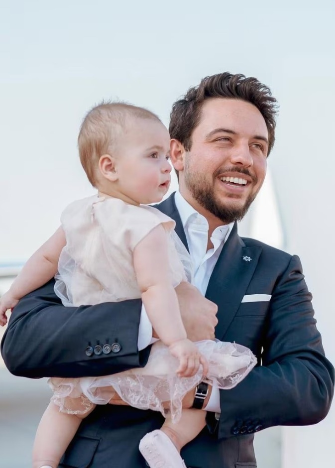 الأميرة إيمان بنت الحسين في ذكرى ميلادها الأول