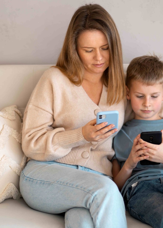 الاهمال الرقمي يهدد نفسية الأطفال