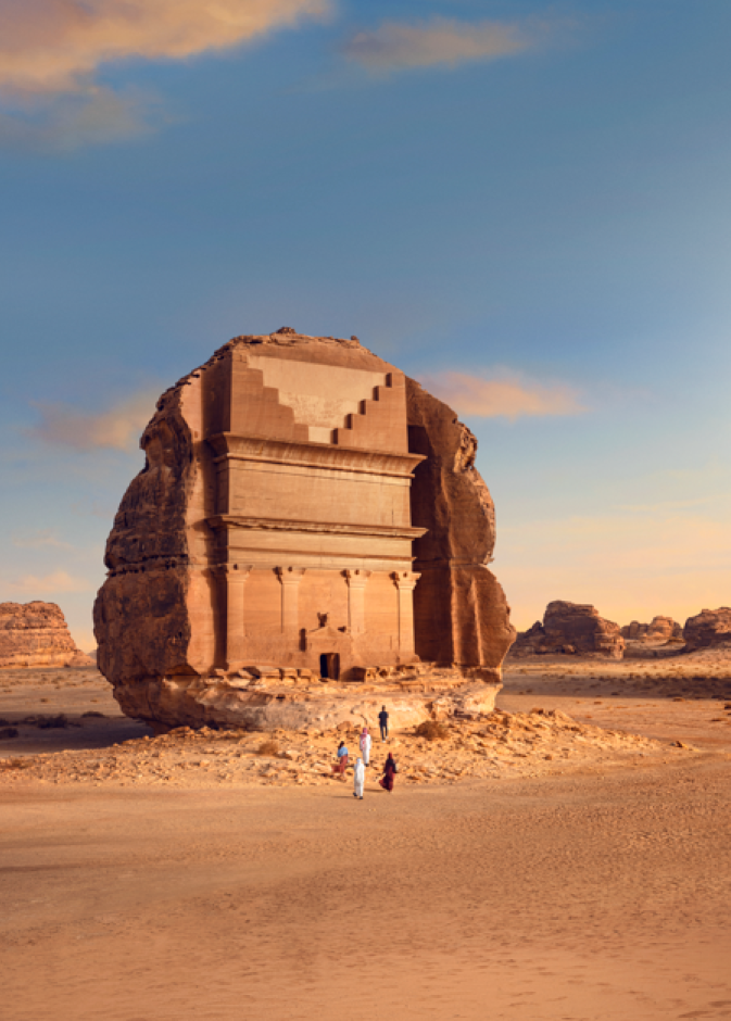 العلا وجهة المغامرين.. 7 تجارب لن تُمحى من ذاكرتك بين جبال العلا 