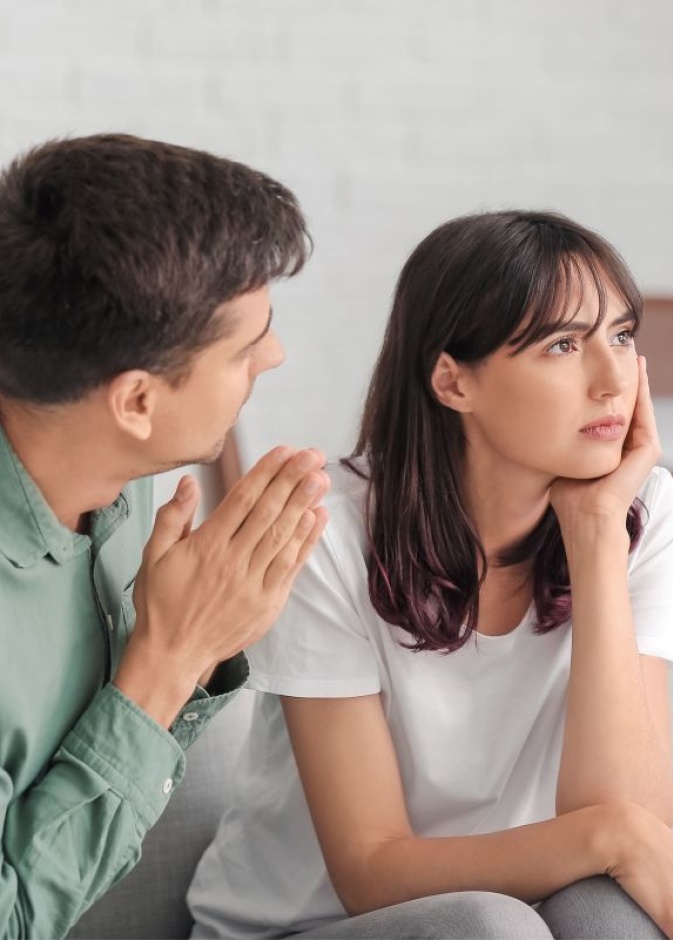 تعلمي كيفية الاعتذار بلباقة وأناقة