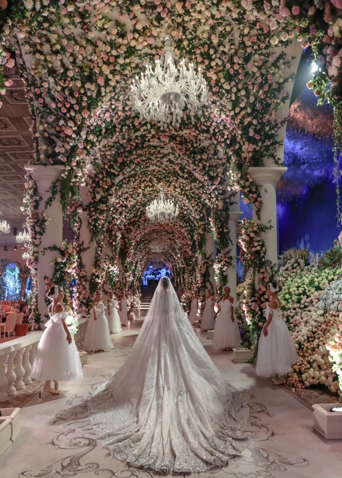 ثيم زفاف سعودي مبهر من تصميم Le Mariage