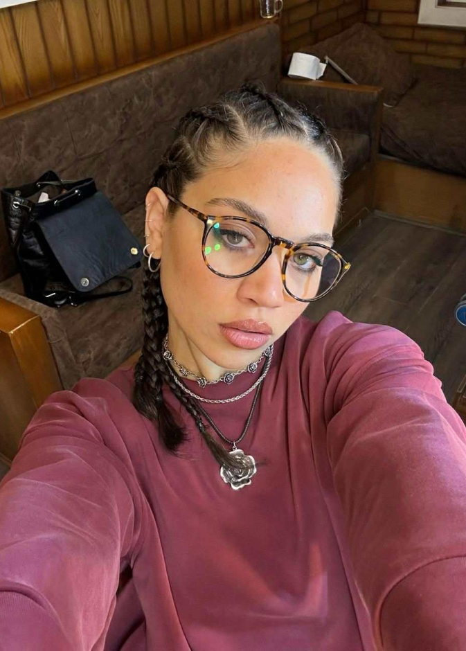 جيدا منصور في لا ترد ولا تستبدل وأندر إيدج