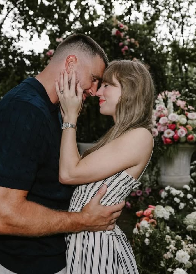 خطبة تايلور سويفت وترافيس كيلسي