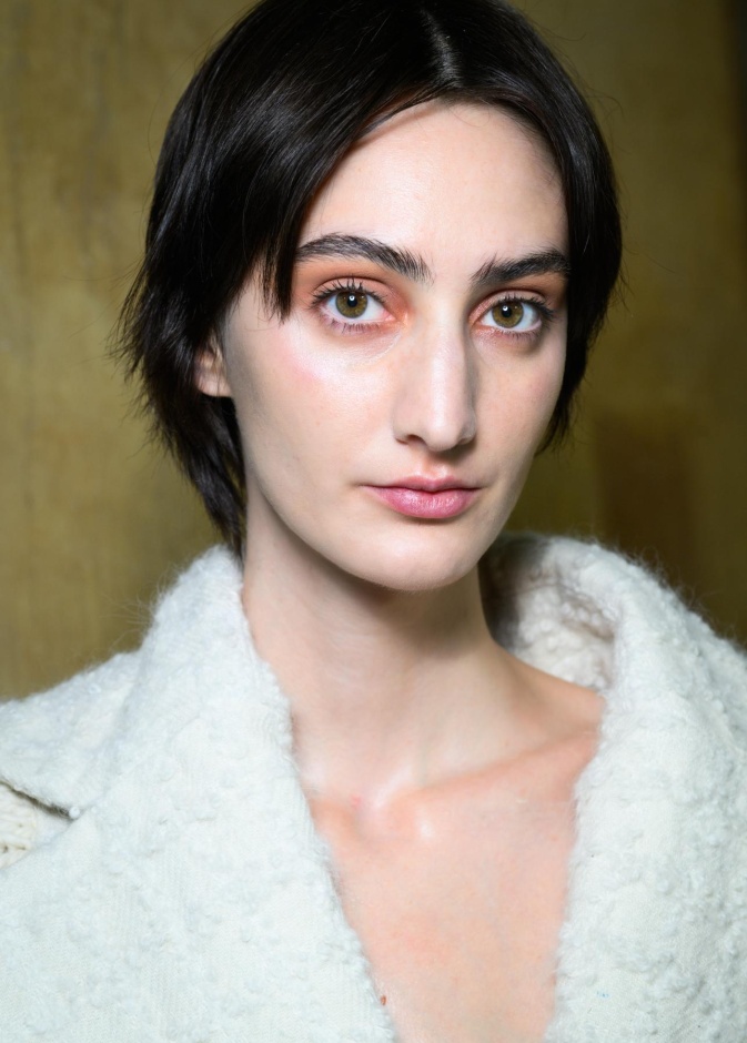 اكتشفي مع هي العلاقة بين بكتيرياء الأمعاء وصحة الجلد وكيفية علاجها بأساليب طبيعية